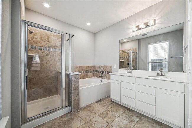 Building Photo - 14019 Harmony Ridge Trl