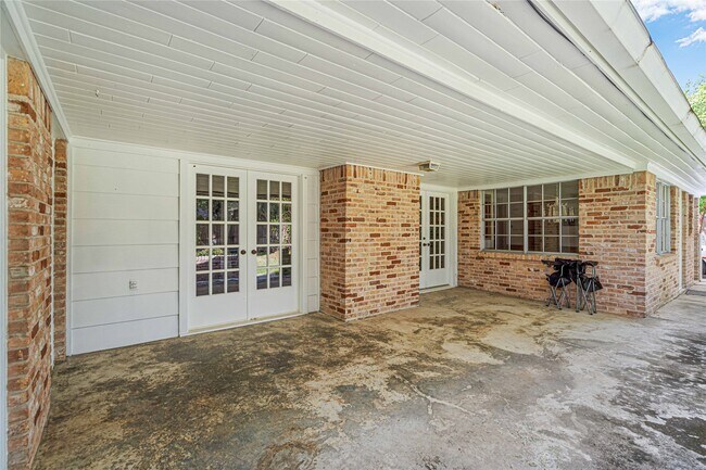 Building Photo - 5606 Graystone Ln