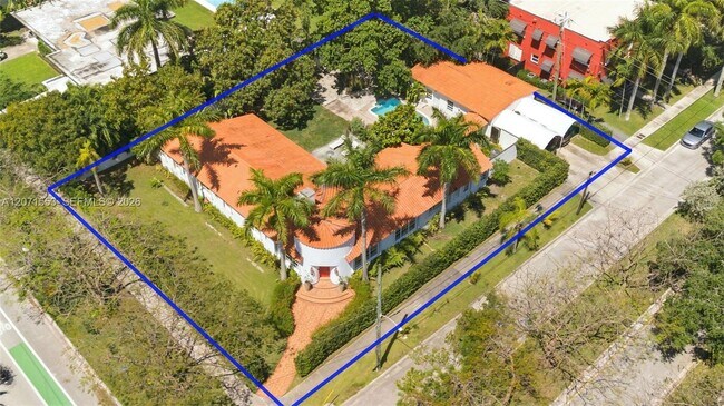 Building Photo - 2300 S Miami Ave