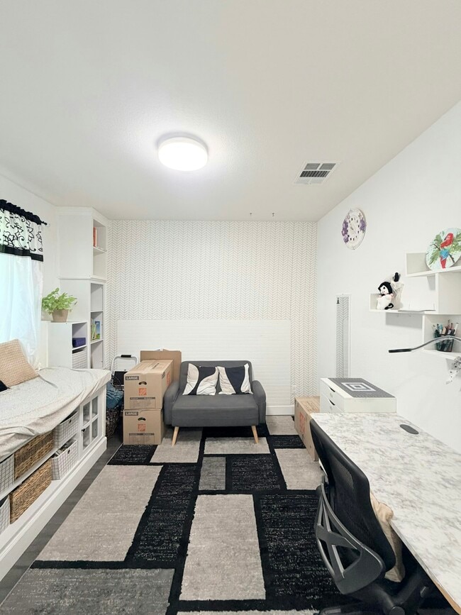 Building Photo - 2276 Acero Ct