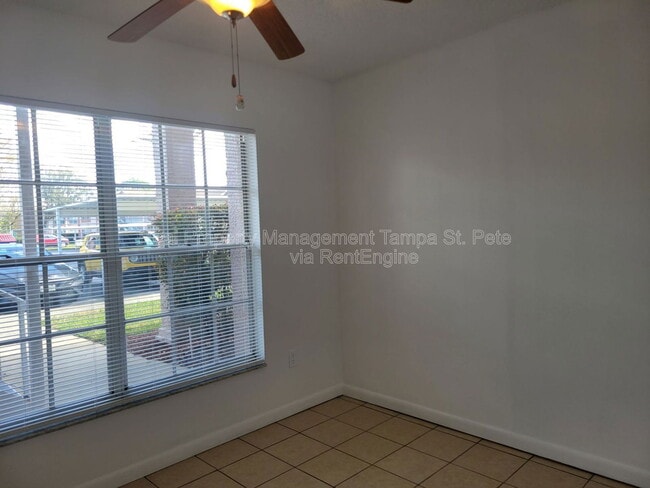 Building Photo - 4903 Myrtle Oak Dr