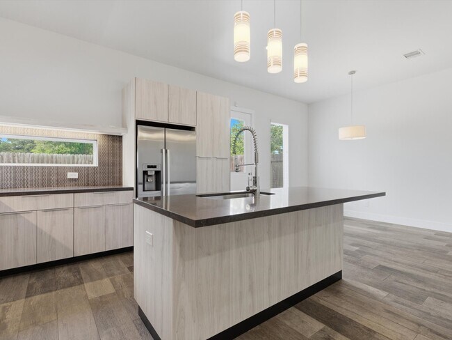 Building Photo - 2216 Cortijo Pl