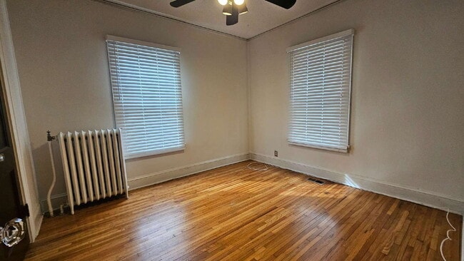 Building Photo - 4538 Grand Ave S