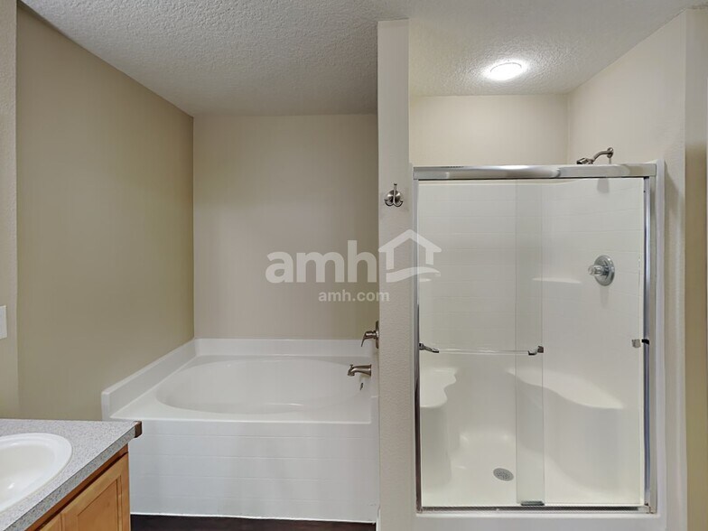 Building Photo - 64 Old Hickory Forest Rd