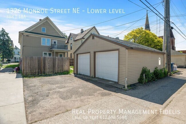 Building Photo - 1326 Monroe St NE