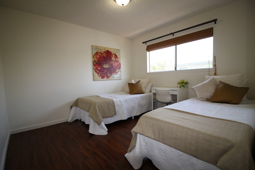 Building Photo - 1314 Galleon Way