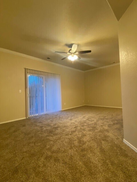 Building Photo - Newly Renovated Condo in Mandalay Villas