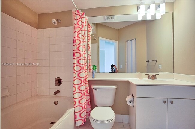 Building Photo - 17145 N Bay Rd