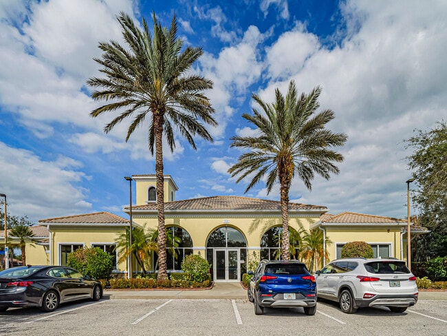 Building Photo - 5395 Dominica St