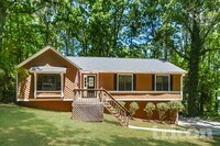 Building Photo - 5712 Albans Way