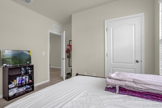 Building Photo - 1842 Egret Meadows Ave