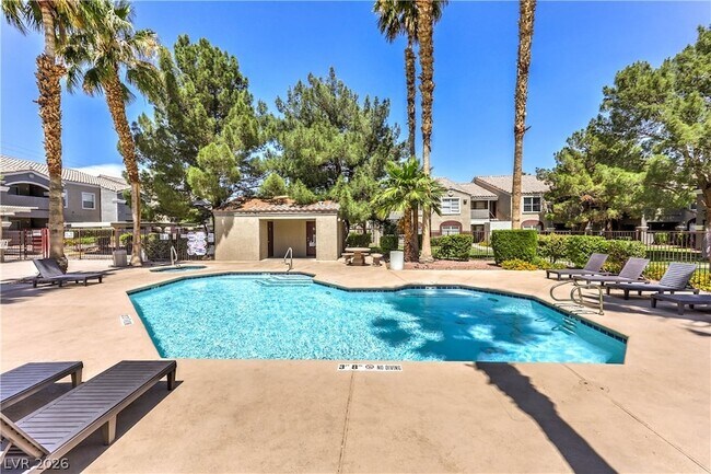 Building Photo - 5055 W Hacienda Ave