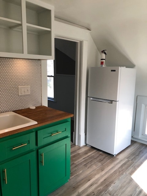 Building Photo - 662 Lamberton St NE