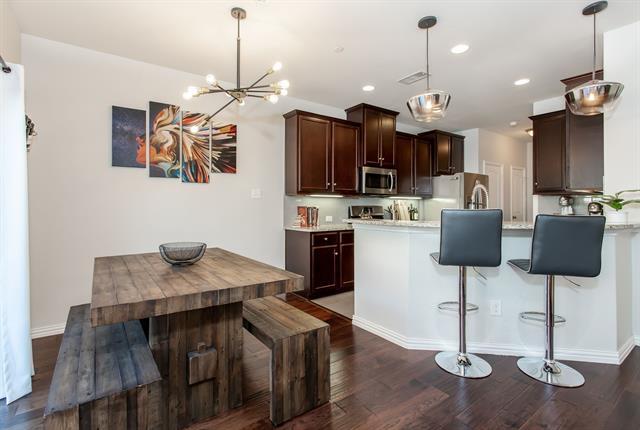 Building Photo - 932 Brookville Ct