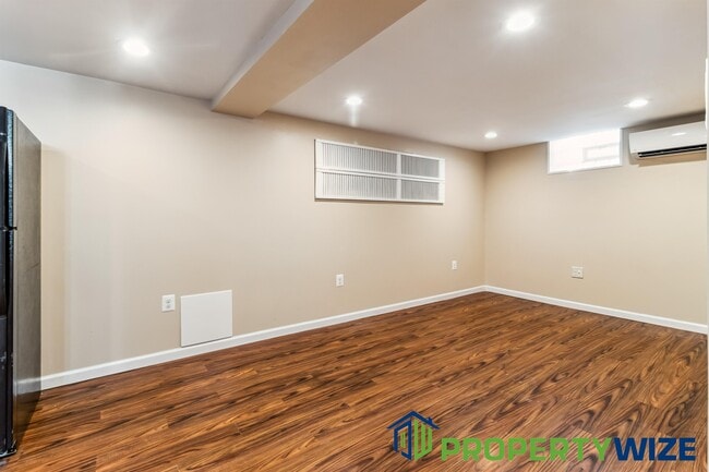 Building Photo - 516 Beaumont Ave