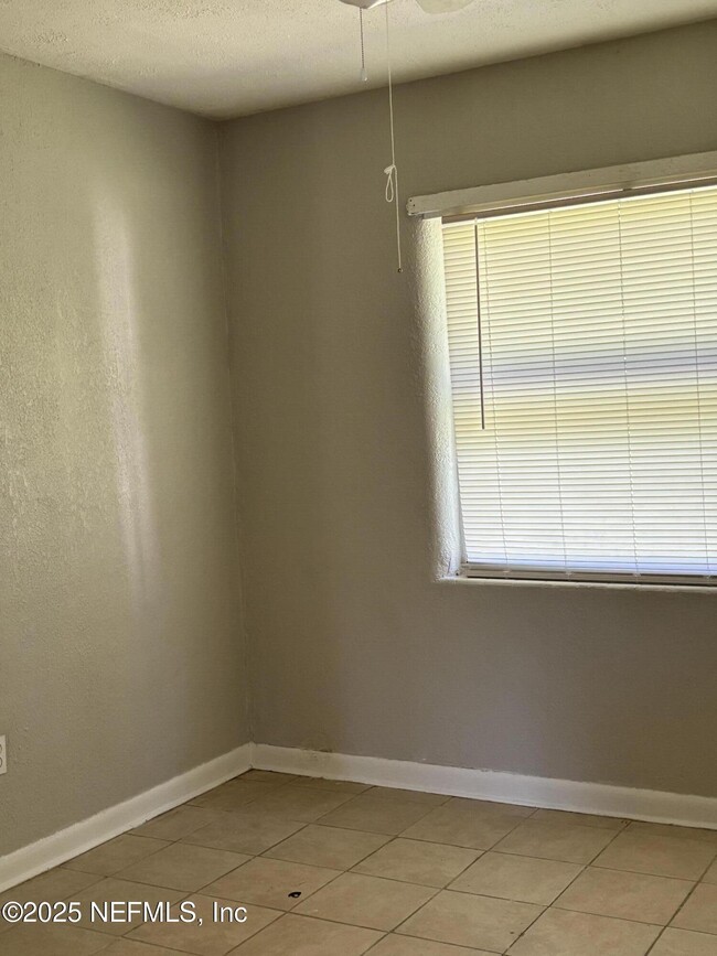 Building Photo - 5149 107th St