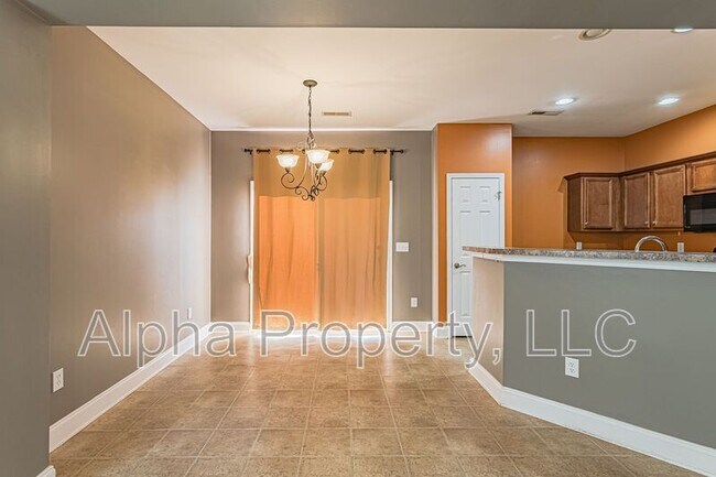Building Photo - 135 Raven Hill Way