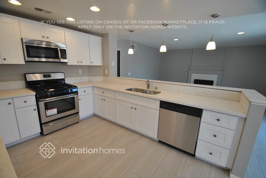 Building Photo - 40226 Donomore Ct