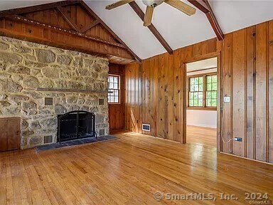 Building Photo - 5 Candlewood Acres Rd