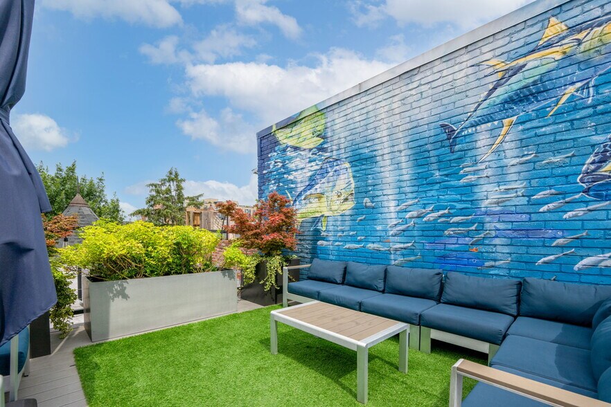 Building Photo - 2025 13th St NW