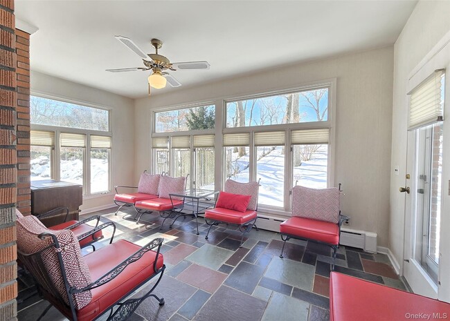 Building Photo - 77 Jamaica Ave