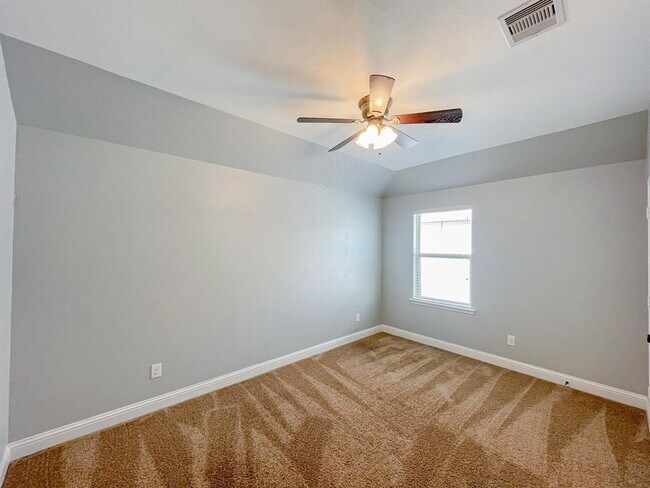 Building Photo - 21802 Leigh Creek Dr