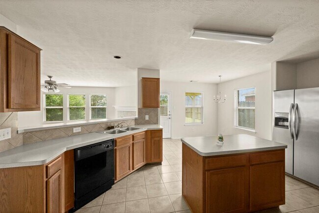 Building Photo - 5526 Gibralter Pl