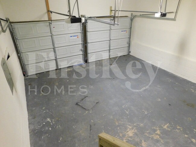 Building Photo - 212 Trickum Hills Ln