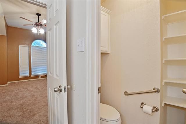Building Photo - 1073 Red Hawk Dr