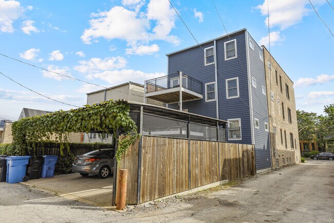 Building Photo - 1630 W Gregory St
