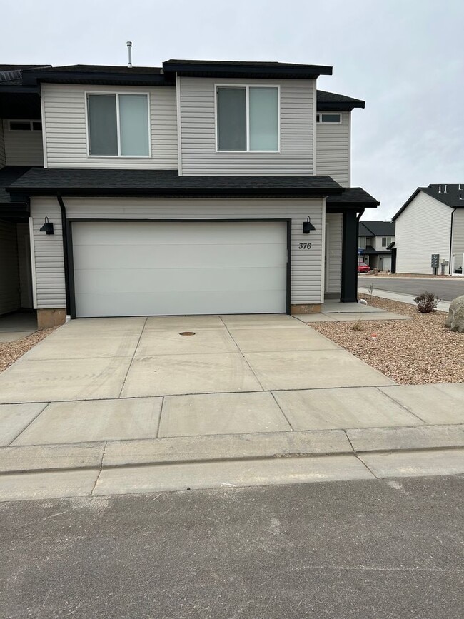 Building Photo - 376 W 2025 N