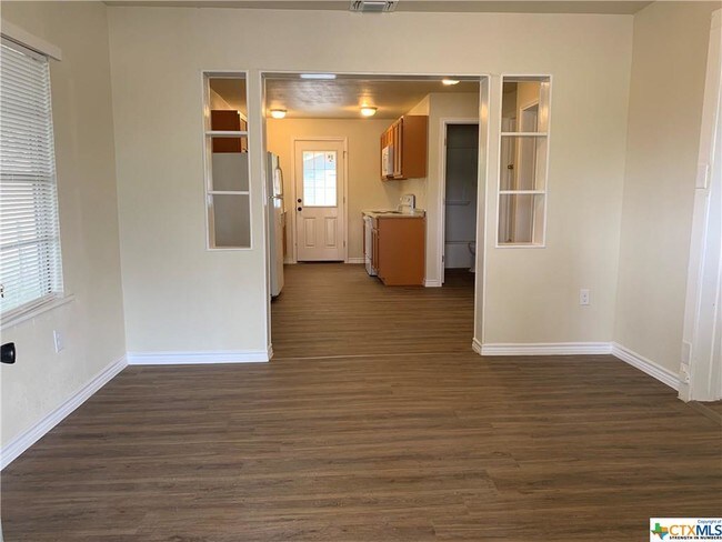 Building Photo - 412 S CM Allen Pkwy