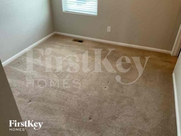 Building Photo - 4744 N Jasper St