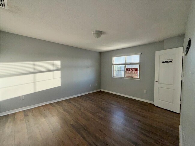 Building Photo - 1031 Flowing Tide Dr