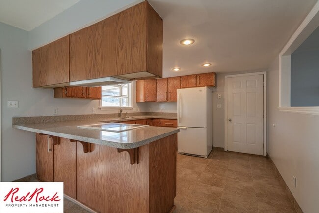 Building Photo - Bright & Spacious 3-Bedroom Home in Washin...