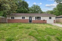 Building Photo - 412 Lineberry Rd