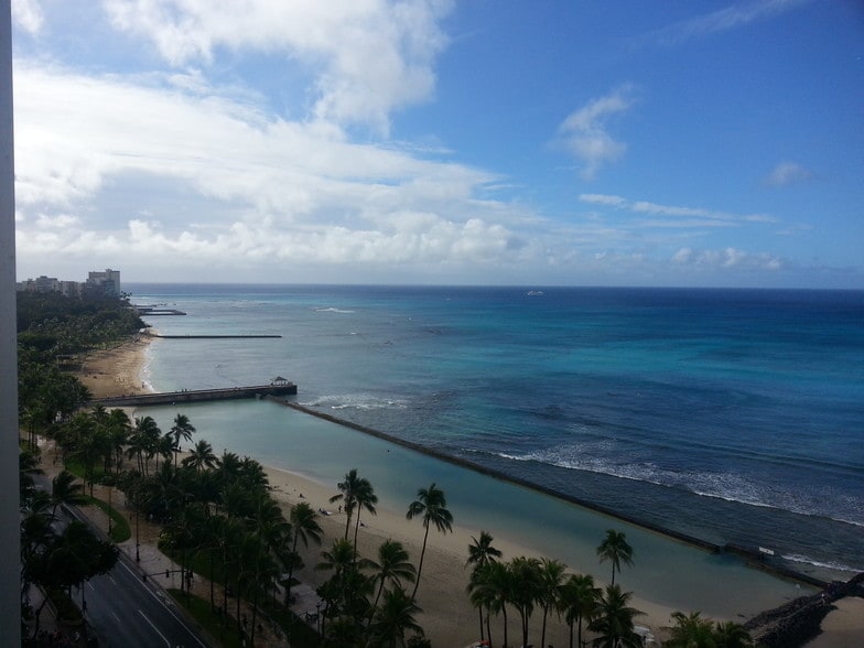 Building Photo - 2500 Kalakaua Ave