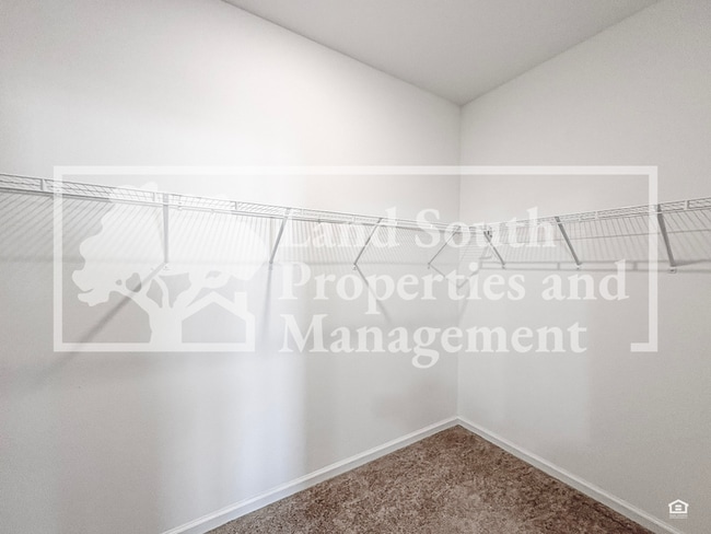 Building Photo - 4141 Salt Springs Ln