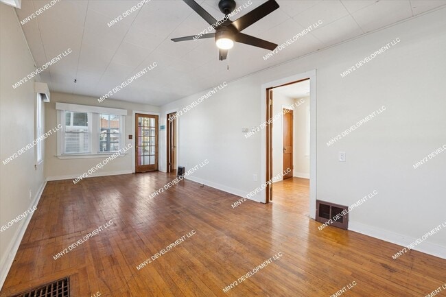 Building Photo - 22618 Maxine St