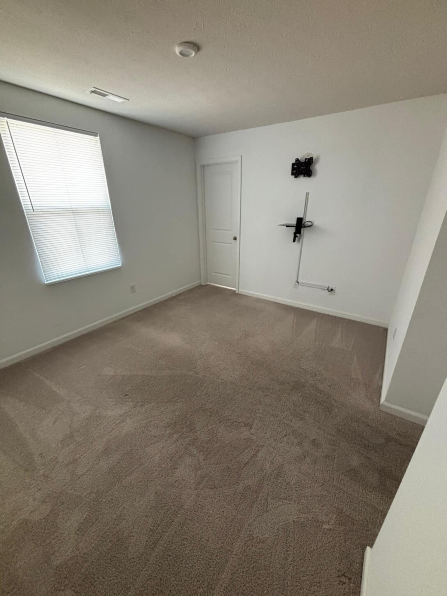 Building Photo - 8511 Fownes Ln