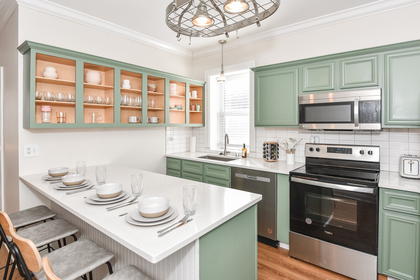 Building Photo - 2015 McNair Ave