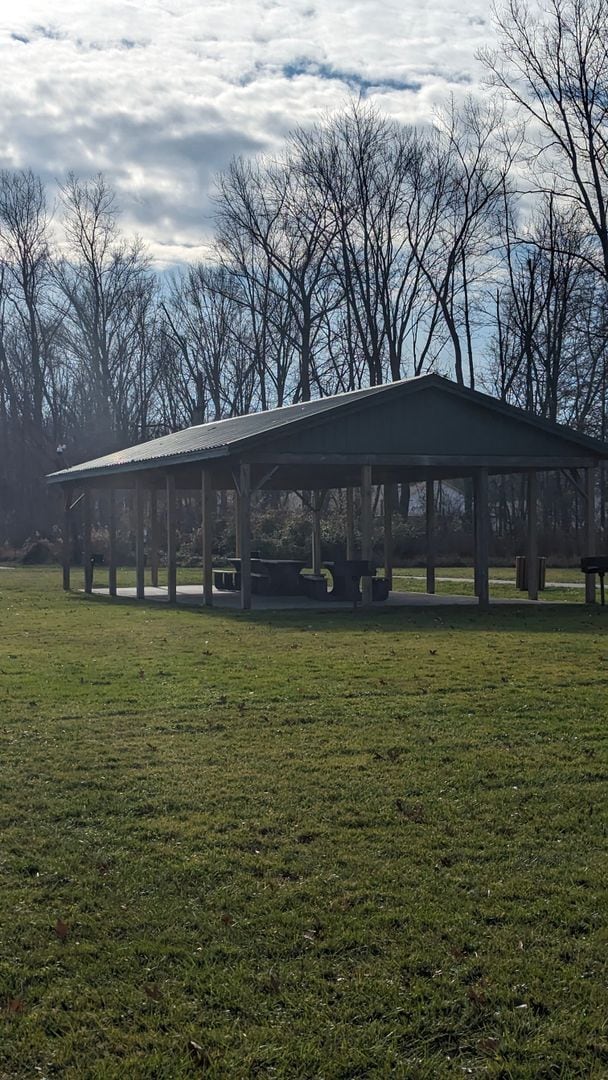 Building Photo - Available Now! First floor living 2 bedroom Treadway Ponds Cluster Homes