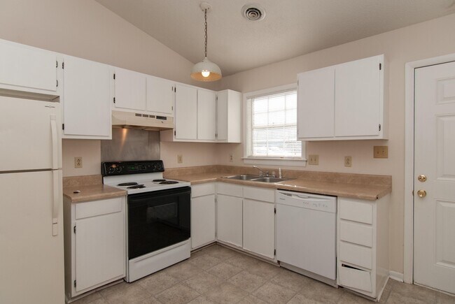 Building Photo - 4107 Kenan Ct
