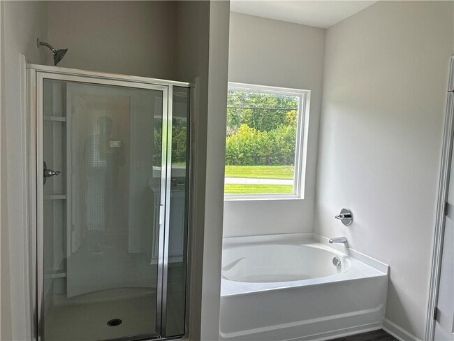Building Photo - 1138 Chastain Dr