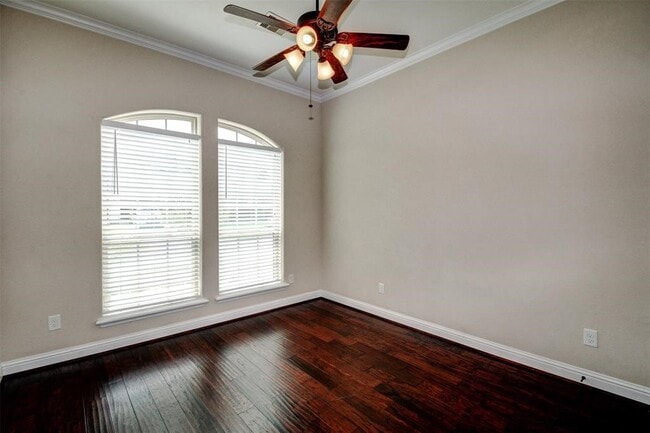 Building Photo - 106 Bella Sole