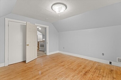 Building Photo - 58 Calmar St