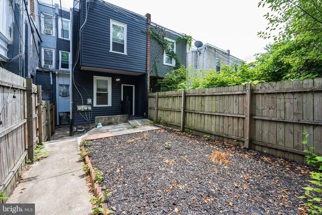 Building Photo - 5847 Willows Ave