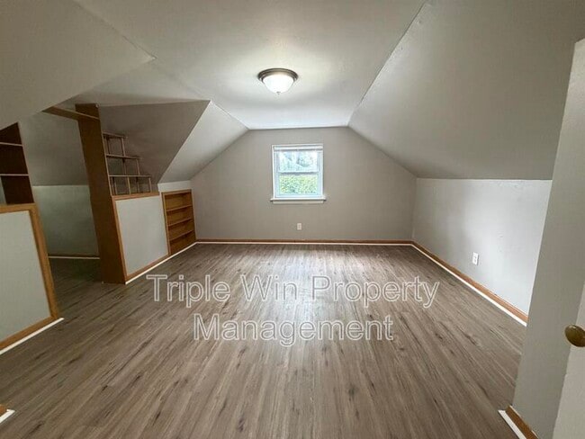 Building Photo - 1629 Redman Rd