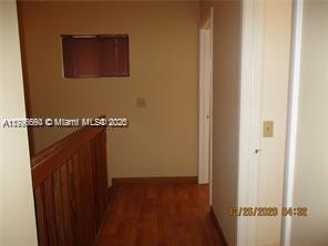 Building Photo - 424 SE 11th Terrace