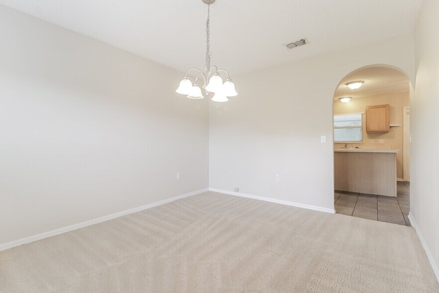 Building Photo - 12466 Woodbury Cove Dr